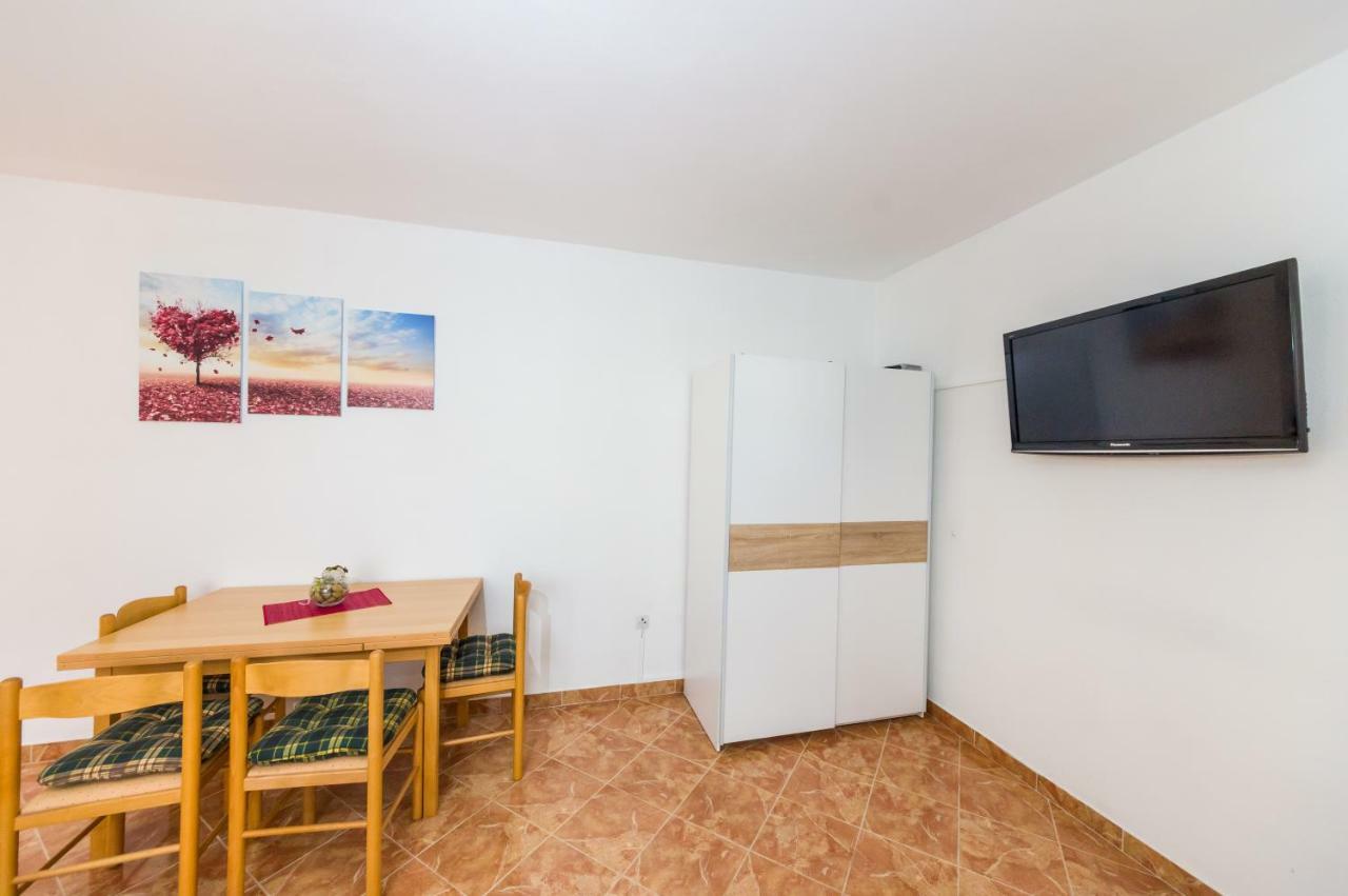 זאטון Apartments Martin מראה חיצוני תמונה